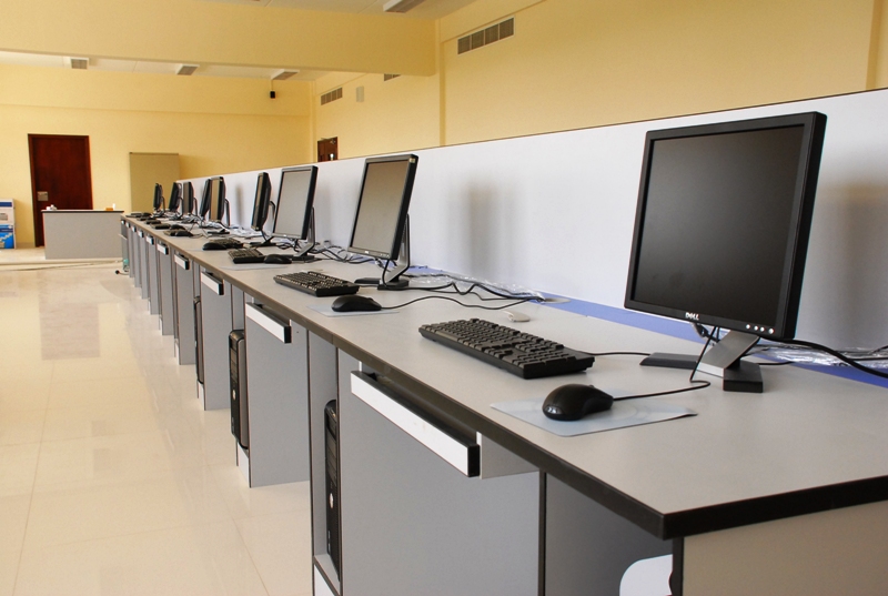 COMPUTER LAB